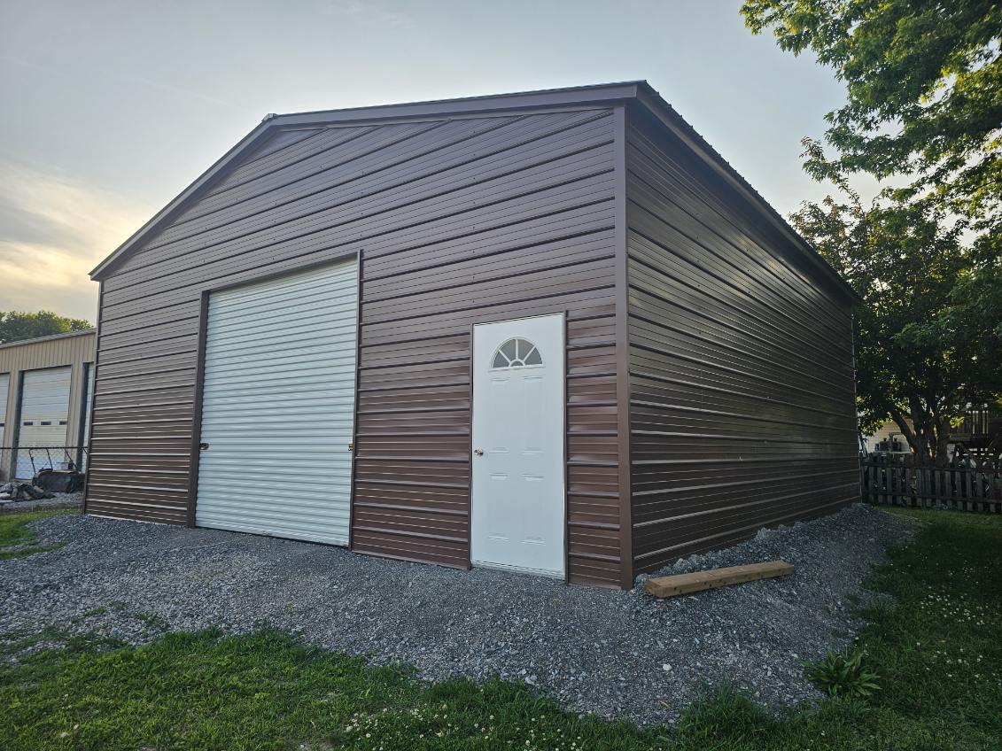 30×30×12 Garage built for Miguel Q. in Middletown, DE (photo 1 of 4)