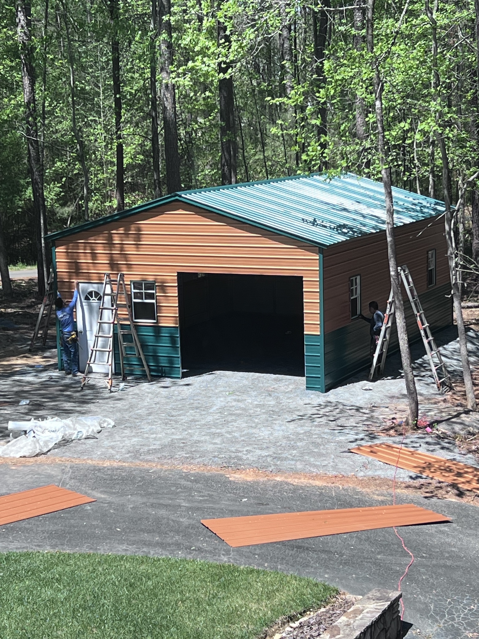 22×30×10 Garage/Workshop built for Ken N. in Wilmington, DE (photo 4 of 4)